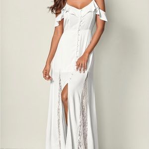 Brand New Venus Maxi dress, white. Sz medium